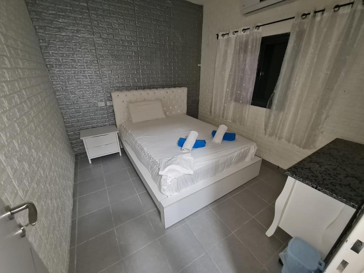Apartamento Housing Unit In The Moshav Mishmār Hāyardin Exterior foto